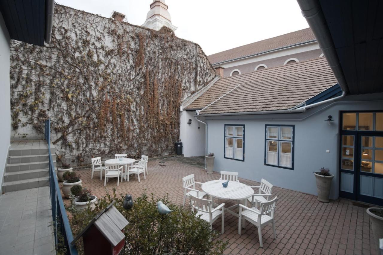 Ister Guesthouse Ostrzyhom Zewnętrze zdjęcie